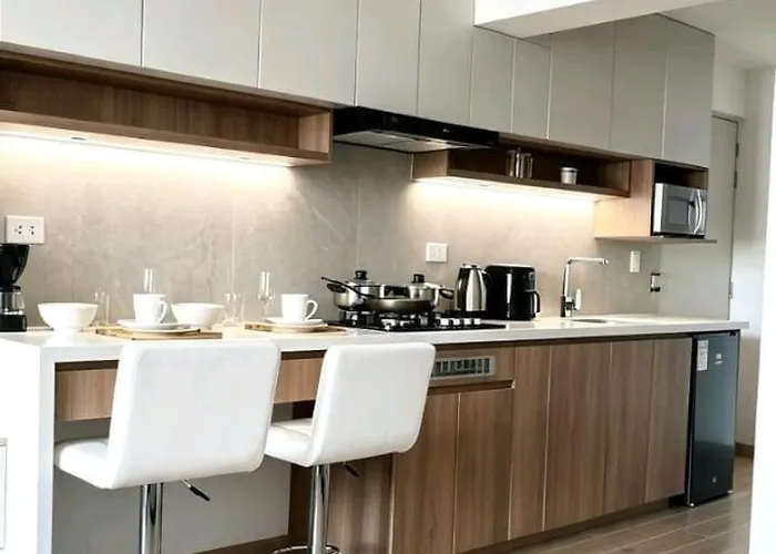 Modern Loft With A View In - 8 Minutes From The Center Apartamento